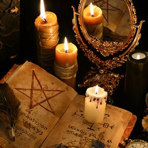 La reviviscence du paganisme : entre mythe et réalité